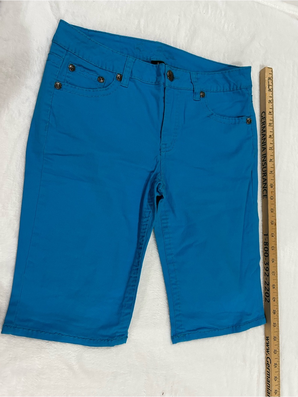 Rock & Republic Vibrant Teal-Blue Flat Front women's Shorts